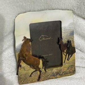 Vintage Animal Popular 2001 picture frame 3d horses 7 x 8 inches frame
